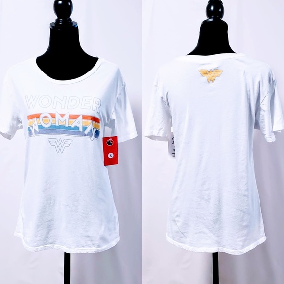 DC Comics Tops - 🎉DC Comics Wonder Woman T-shirt S🆕🦄